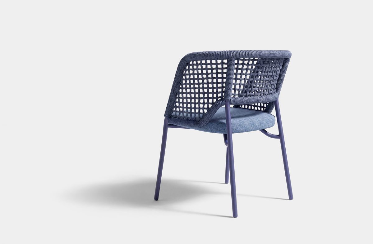 05_LIXE _ArmChair _back45 _low.jpg
